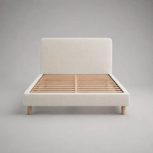 Polsterbett 140 × 200 cm mit Holzlattenrost, Bouclé-Stoff, Creme/Naturholz